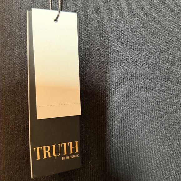 Sweater - Picture 8 of 9